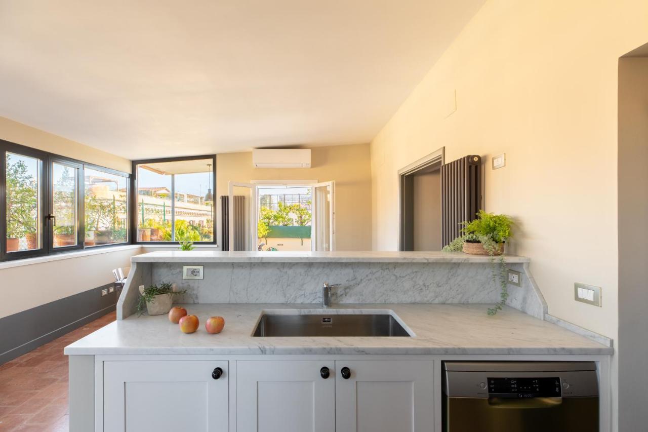 شقة Iflat Magical Flat By The Tiber روما المظهر الخارجي الصورة